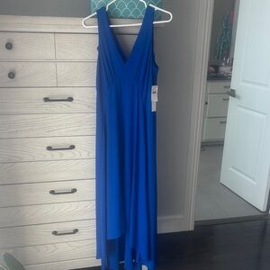 Elegant Blue Maxi Dress. NWT!!! Gorgeous and flattering